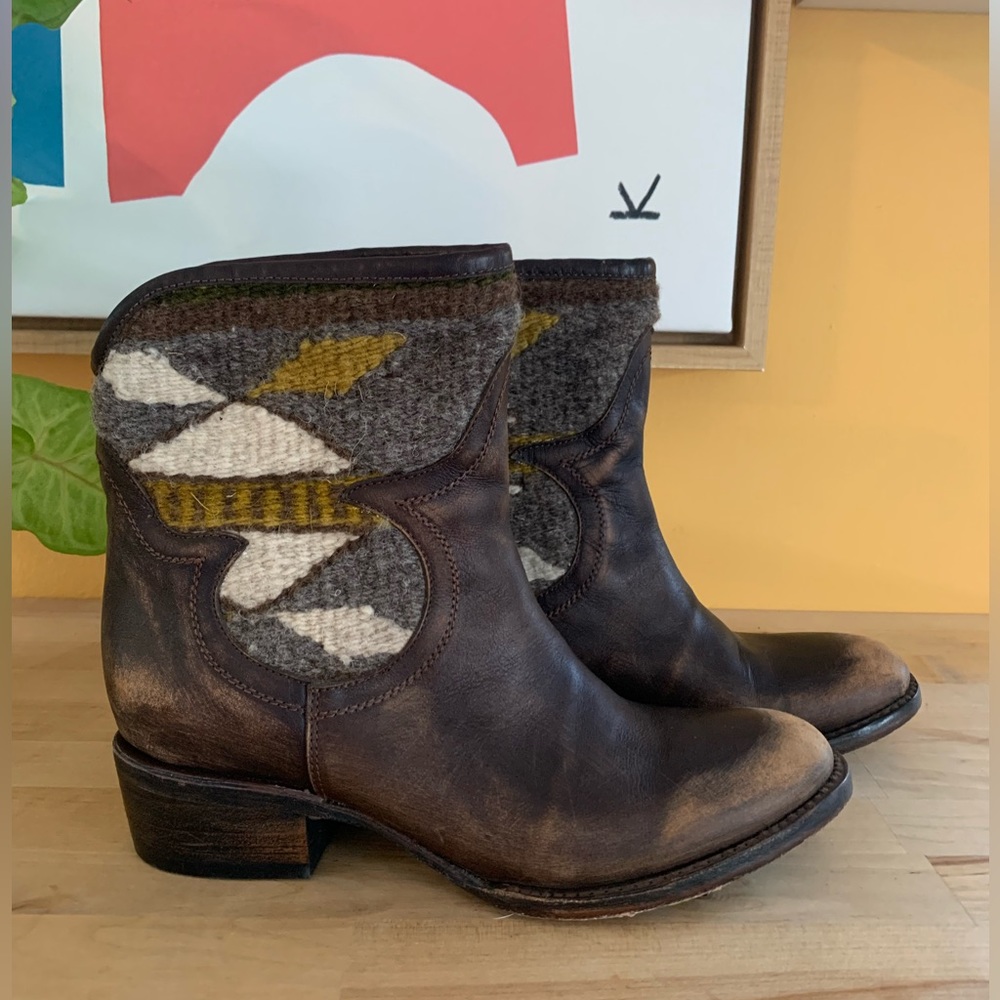 Freebird by Steven “Cablo” Distressed Ankle Boots, Size 7